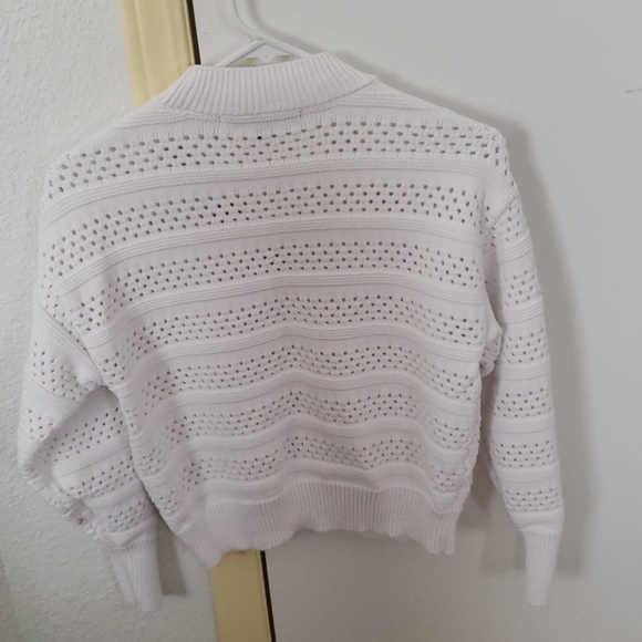 sweater - Picture 3 of 3